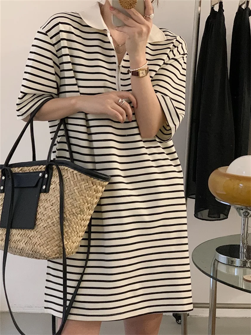 HziriP Casual Women T-Shirts Dress Stripes Lapel Chic Short Sleeve 2022 Summer Loose Straight Work Wear Slim New Office Lady
HziriP Casual Women T-Shirts Dress Stripes Lapel Chic Short Sleeve 2022 Summer Loose Straight Work Wear Slim New Office Lady