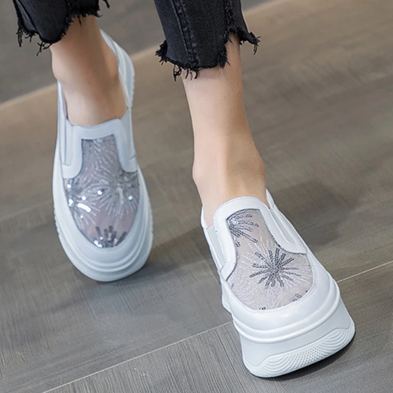 Women Korean Style Sports Shoes Spring Autumn Casual Platform Sneakers Round Head Comfort Slip on Loafers Zapatillas De Mujer
Women Korean Style Sports Shoes Spring Autumn Casual Platform Sneakers Round Head Comfort Slip on Loafers Zapatillas De Mujer