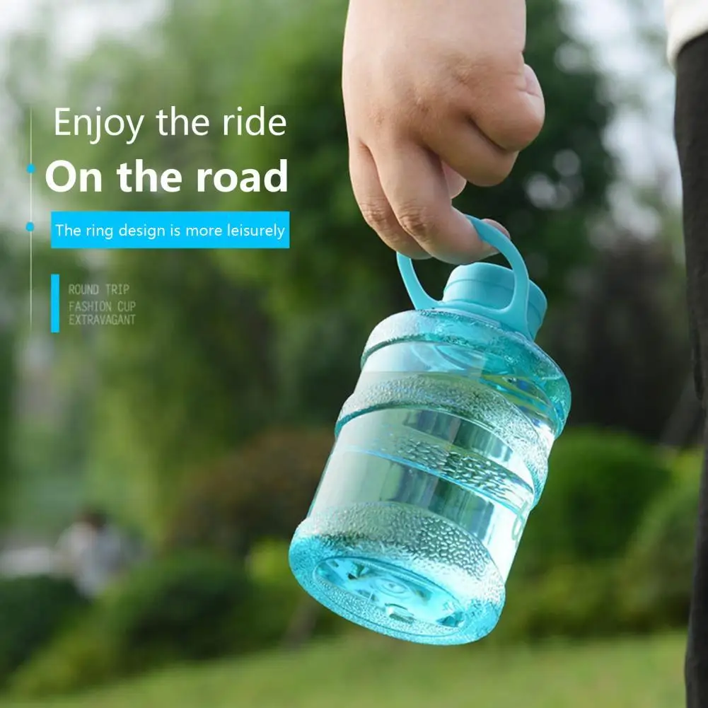 650ml Universal Sports Bottle Leak-proof One-piece Handle Drinking Jug Outdoor Sports Water Bottle for Travel Water Cup
650ml Universal Sports Bottle Leak-proof One-piece Handle Drinking Jug Outdoor Sports Water Bottle for Travel Water Cup