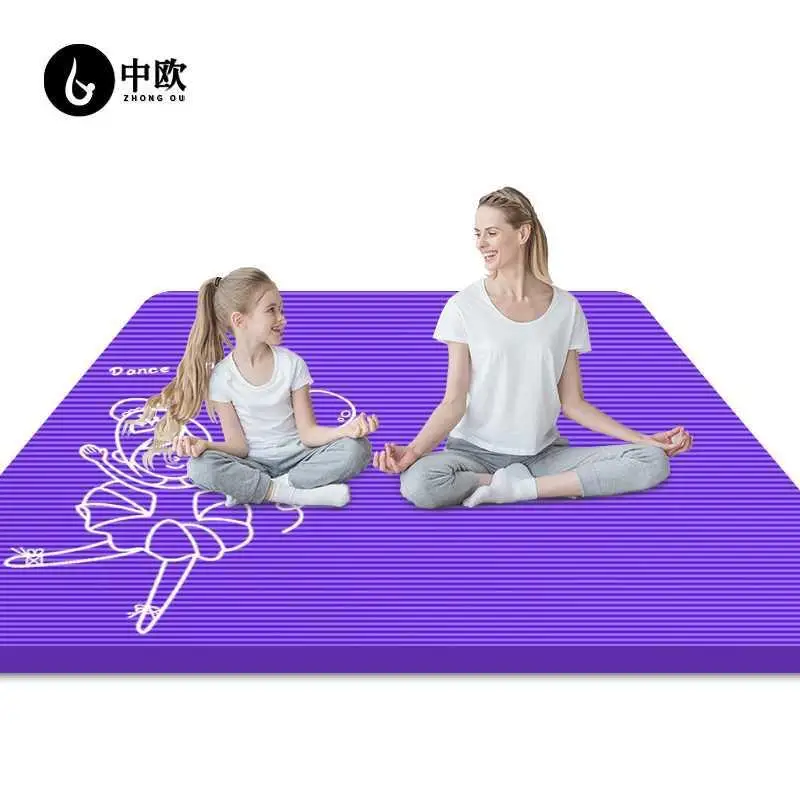 New Double fitness mat non-slip girl thickening widening lengthening fitness dance mat NBR yoga mat 2021
New Double fitness mat non-slip girl thickening widening lengthening fitness dance mat NBR yoga mat 2021