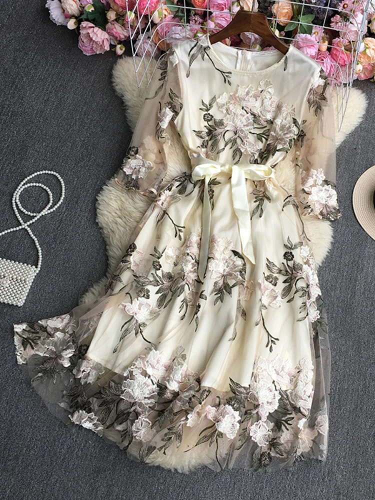 Fitaylor New Summer Embroidery Floral Long Dress Women Elegant O-neck Lace-up A-line Dress Lady Fashion Slim High Waist Dresses 
Fitaylor New Summer Embroidery Floral Long Dress Women Elegant O-neck Lace-up A-line Dress Lady Fashion Slim High Waist Dresses