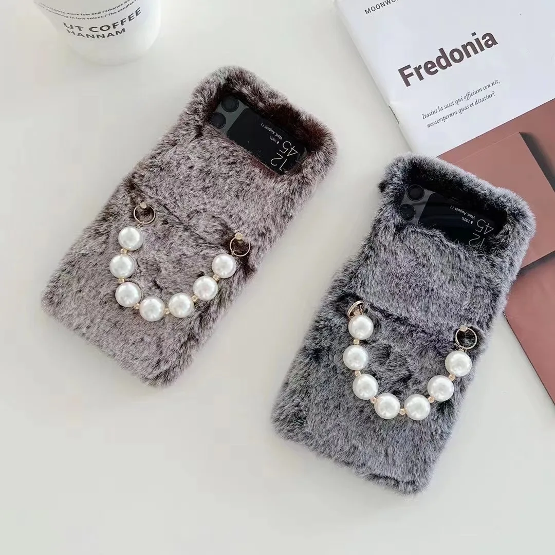 5pcs Soft Fur Case for Samsung Galaxy Z Flip 1 2 3 with Pearl Chain Wristband Warm Plush Cute Case for Girls Women
5pcs Soft Fur Case for Samsung Galaxy Z Flip 1 2 3 with Pearl Chain Wristband Warm Plush Cute Case for Girls Women