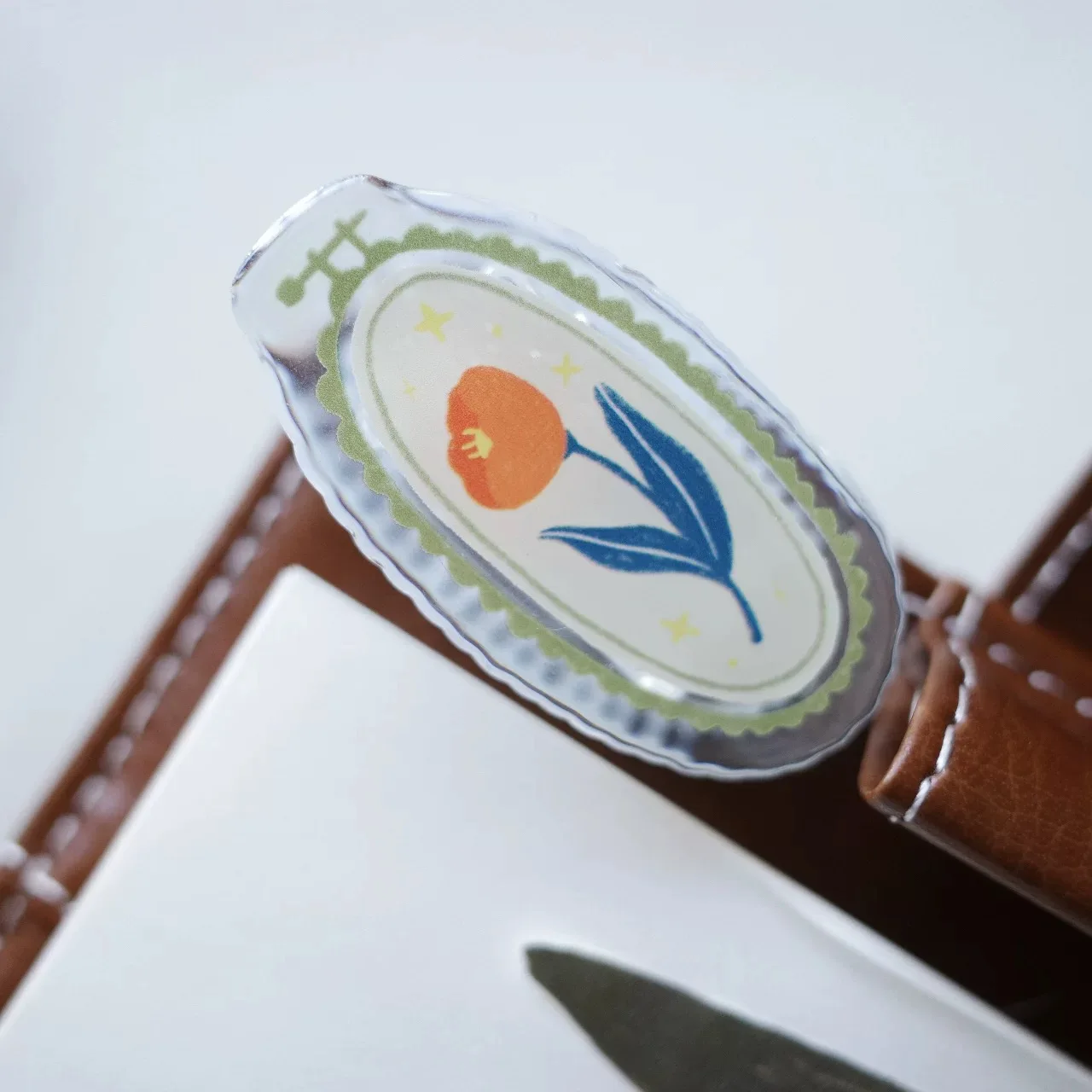 YiEr Studio акриловый зажим для документов Apple
YiEr Studio акриловый зажим для документов Apple