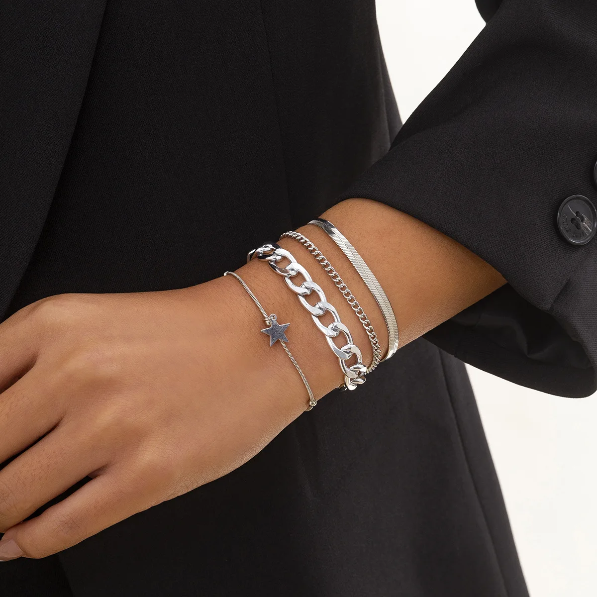 Punk metal snake bone chain set hand decoration hip hop star tassel hollowed out Bracelet female
Punk metal snake bone chain set hand decoration hip hop star tassel hollowed out Bracelet female