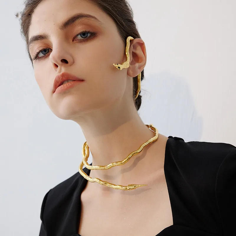 Honeypotson Metal color cold wind niche design serpentine necklace hand ornaments DIY a more than 100 wear matching ornaments fe
Honeypotson Metal color cold wind niche design serpentine necklace hand ornaments DIY a more than 100 wear matching ornaments fe
