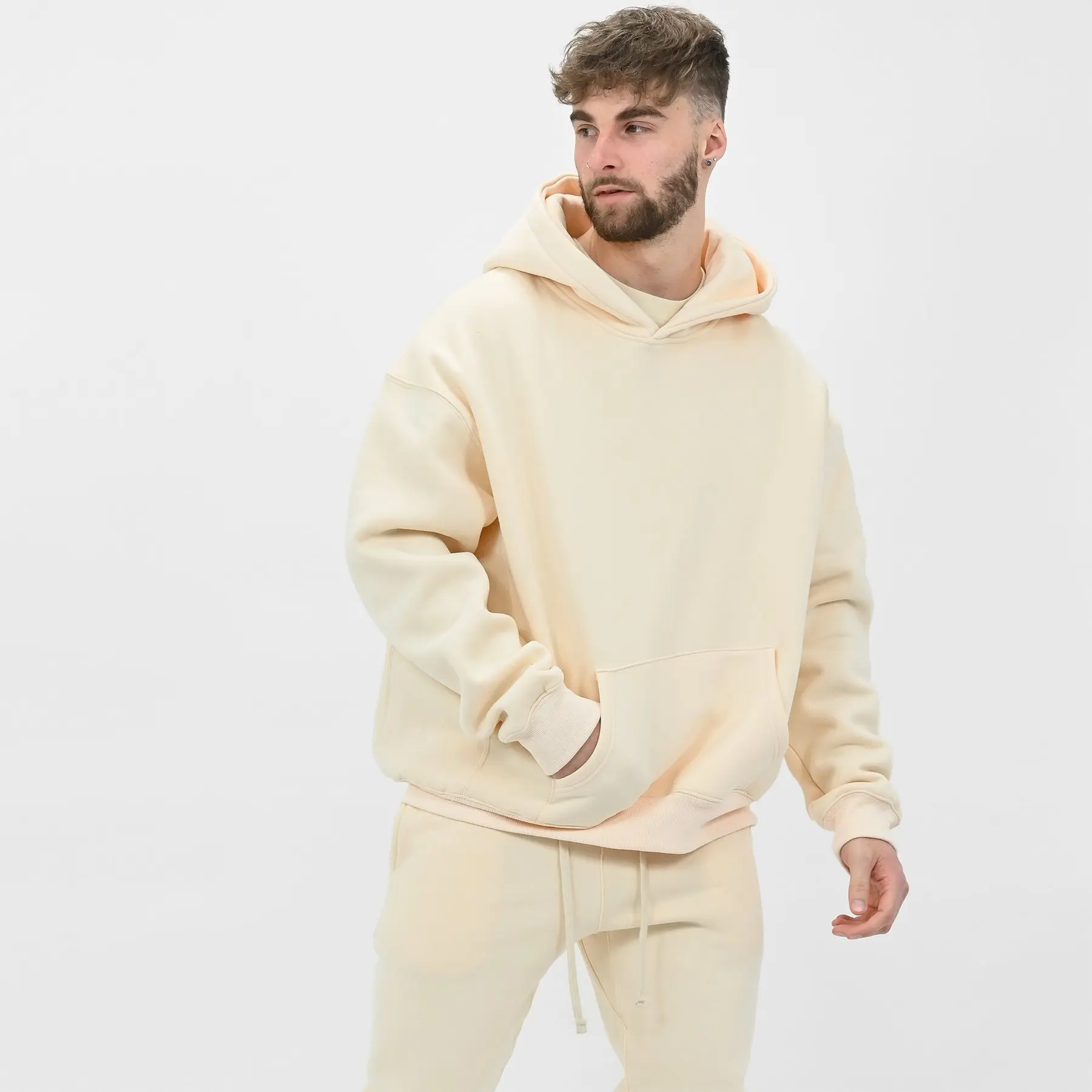 Muscle Fitness Autumn Winter New Outdoor Sports Leisure Solid Color Light Board With Long Sleeves Fleece Men Clothing 540530
Muscle Fitness Autumn Winter New Outdoor Sports Leisure Solid Color Light Board With Long Sleeves Fleece Men Clothing 540530