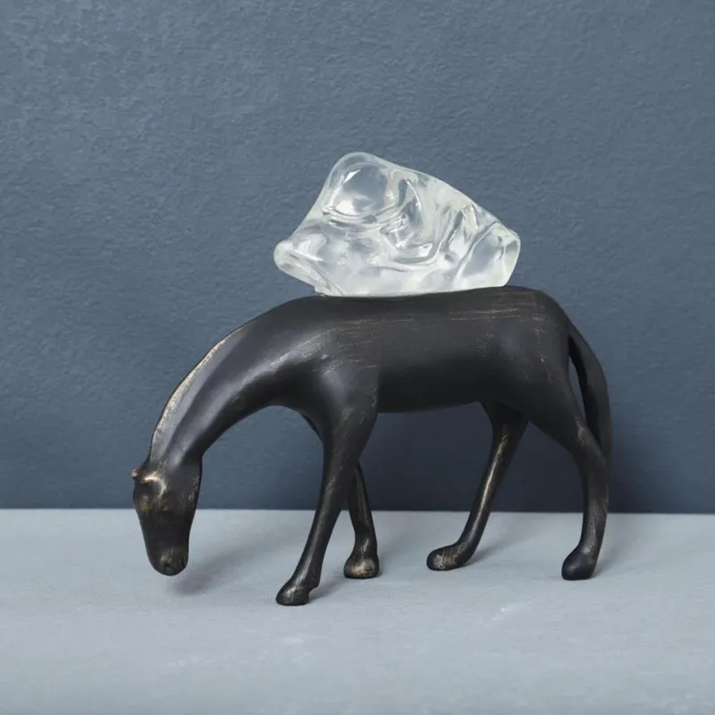 Modern Black Resin Animal Statue Living Room Decoration Porch Wine Cabinet Ornaments Resin Crafts Gift Home Decor Accessories
Modern Black Resin Animal Statue Living Room Decoration Porch Wine Cabinet Ornaments Resin Crafts Gift Home Decor Accessories