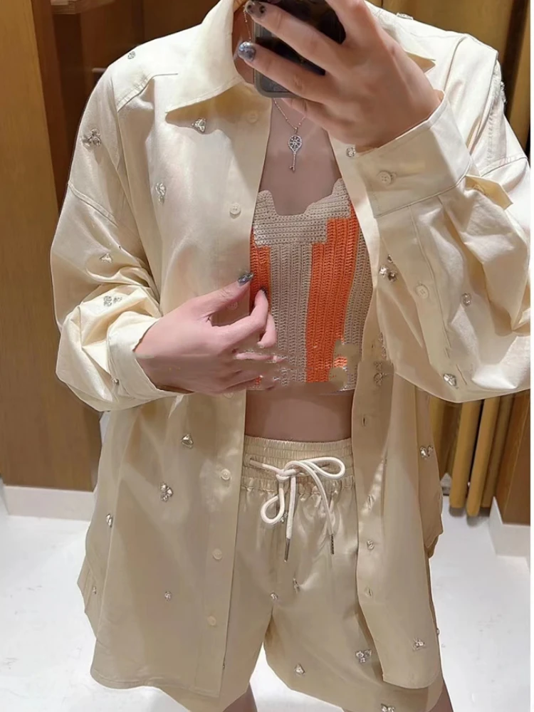 2022 Spring Autumn New Lapel Solid Color Hand-stitched Rhinestone Loose Long Sleeve Shirt Casual Drawstring Shorts
2022 Spring Autumn New Lapel Solid Color Hand-stitched Rhinestone Loose Long Sleeve Shirt Casual Drawstring Shorts