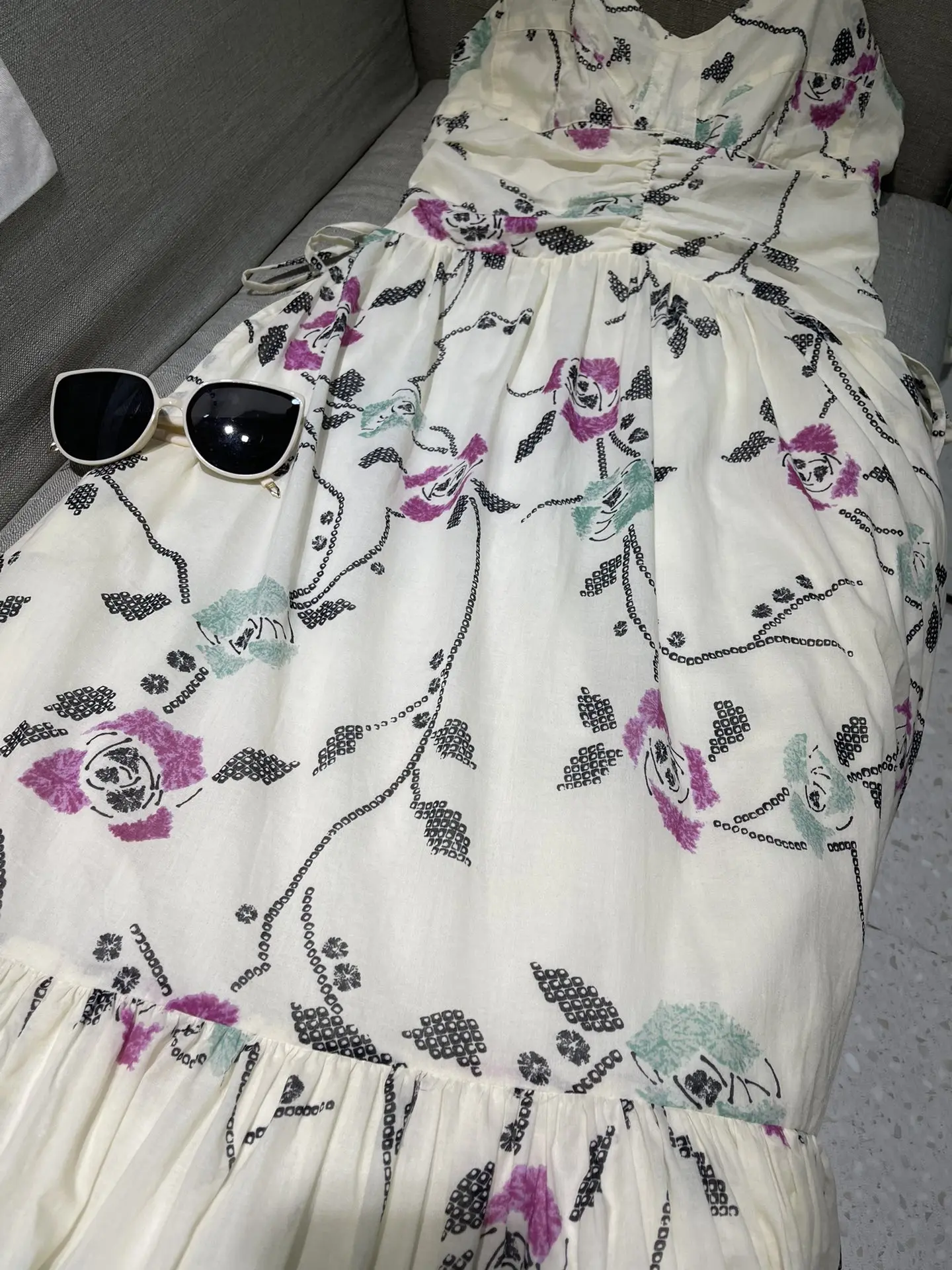 2023 spring and summer women's clothing fashion new Spaghetti-Strap Floral Print Long Dress 0526
2023 spring and summer women's clothing fashion new Spaghetti-Strap Floral Print Long Dress 0526