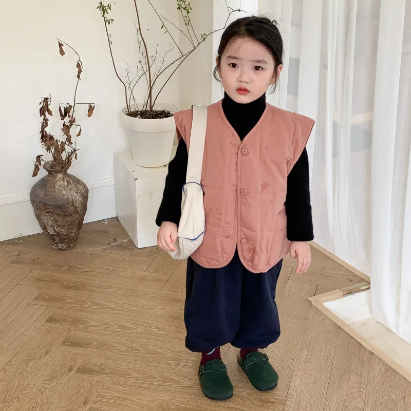2023 Autumn Winter New Thick Loose Retro Fashion All-match Korean Girls Vest Solid Casual All-match children vest 
2023 Autumn Winter New Thick Loose Retro Fashion All-match Korean Girls Vest Solid Casual All-match children vest