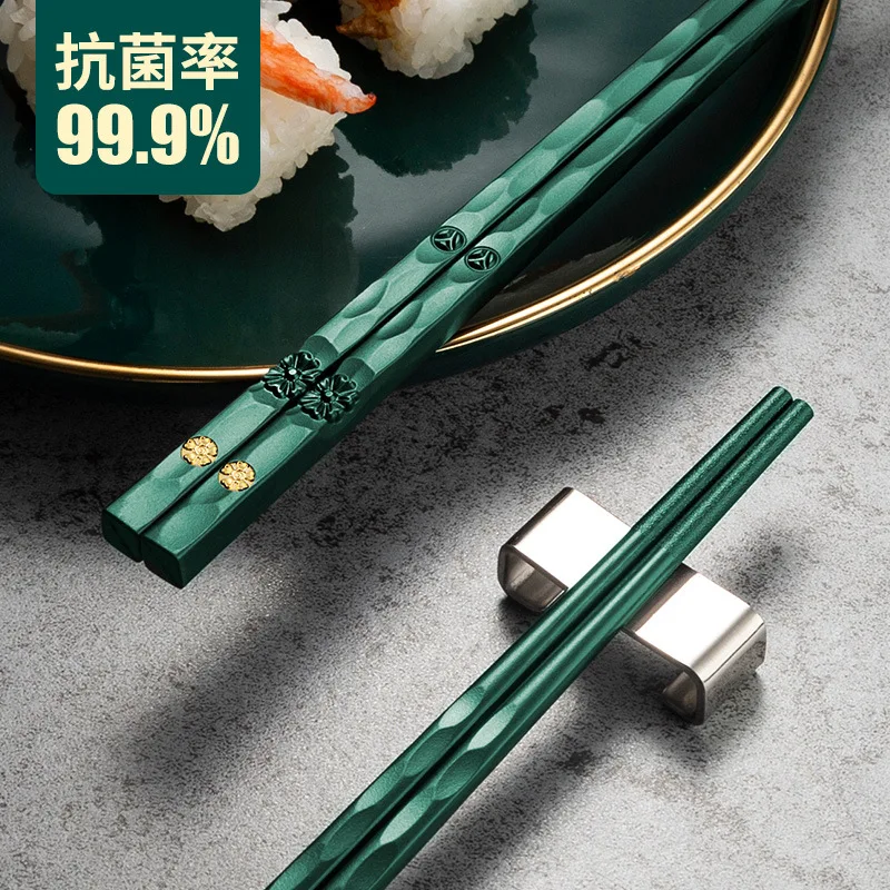 

5 Pairs Japanese Chinese chopsticks Sushi Sticks Reusable Metal Korean Chopsticks Set Healthy Alloy Tableware Palillos Chinos