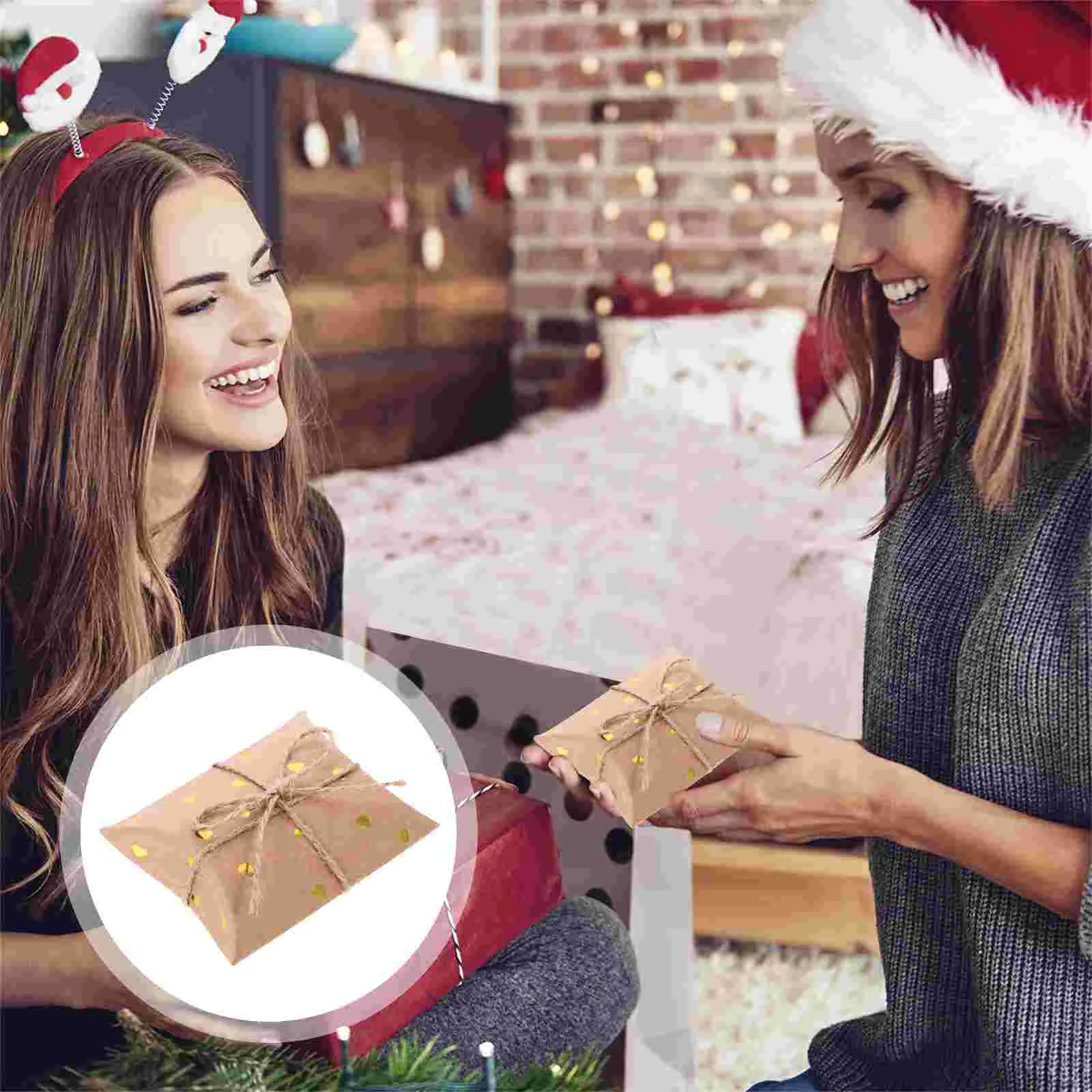 1 Set of Pillow Shaped Kraft Paper Boxes Souvenir Packaging Boxes Wedding Candies Container with Rope
1 Set of Pillow Shaped Kraft Paper Boxes Souvenir Packaging Boxes Wedding Candies Container with Rope