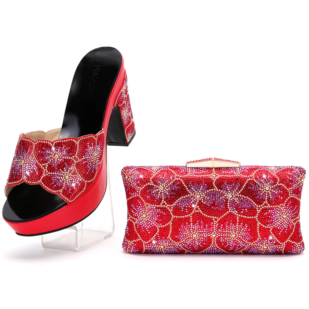 2022 New Rhinestone Women Fashion Slippers Banquet Wedding Summer Party Crystal Large Size 43 Set Bags Shoes Africa Nigeria
2022 New Rhinestone Women Fashion Slippers Banquet Wedding Summer Party Crystal Large Size 43 Set Bags Shoes Africa Nigeria