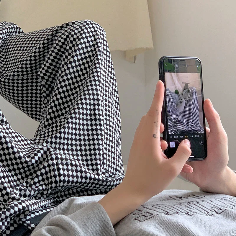 Мужские брюки в клетку Privathinker, повседневные широкие брюки в Корейском стиле, модные брюки Harajuku с завязками, Мужская одежда для пары
Мужские брюки в клетку Privathinker, повседневные широкие брюки в Корейском стиле, модные брюки Harajuku с завязками, Мужская одежда для пары