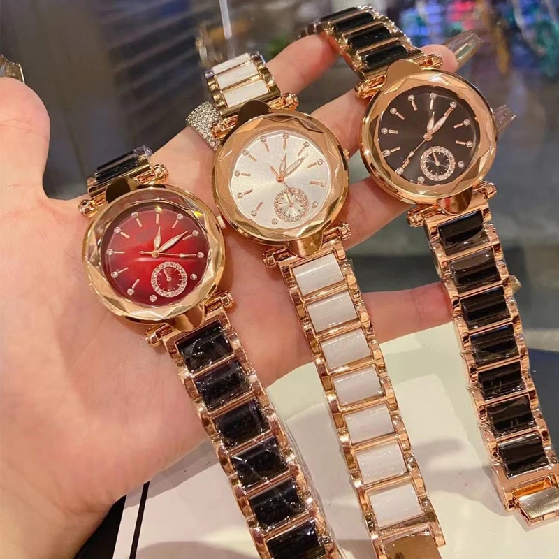 Женские кварцевые часы с кристаллами, 36 мм
Женские кварцевые часы с кристаллами, 36 мм