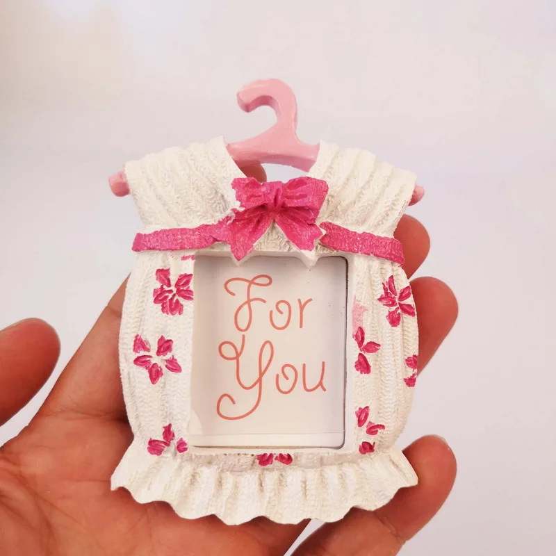 6PCS Cute Baby Girl Themed Blue Onesie Photo Frame Newborn Baptism Gift Birthday Party Giveaways
6PCS Cute Baby Girl Themed Blue Onesie Photo Frame Newborn Baptism Gift Birthday Party Giveaways