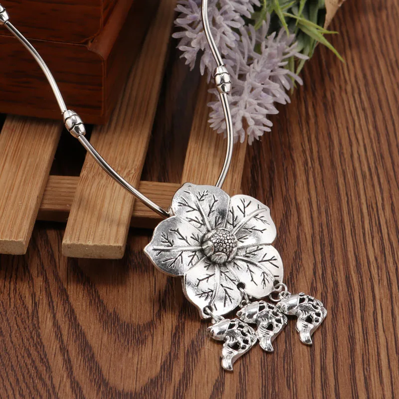 Bohemian Flower Necklaces for Women Vintage Silver Color Leaves Tassel Pendants Necklaces Collier Femme Girls Jewelry Gifts
Bohemian Flower Necklaces for Women Vintage Silver Color Leaves Tassel Pendants Necklaces Collier Femme Girls Jewelry Gifts