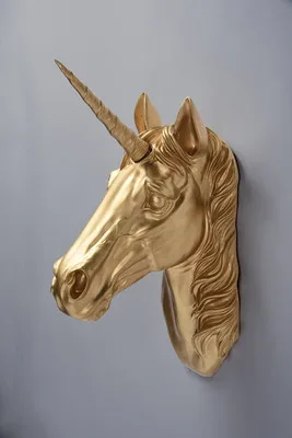 RESIN ANIMAL HEAD HEAD OF THE DEER UNICORN MURAL WALL HANGER WALL ORNAMENT STATUES VINTAGE HOME DIESroom Art Statue
RESIN ANIMAL HEAD HEAD OF THE DEER UNICORN MURAL WALL HANGER WALL ORNAMENT STATUES VINTAGE HOME DIESroom Art Statue