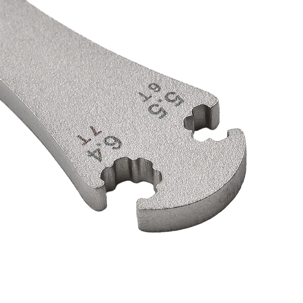 Bike Bicycle Spoke Wrench Spoke Tightening Correction Repair Tool For Mavic Mountain Bike Racing Repair Tools 4.3/4.4/5.5/6.4
Bike Bicycle Spoke Wrench Spoke Tightening Correction Repair Tool For Mavic Mountain Bike Racing Repair Tools 4.3/4.4/5.5/6.4