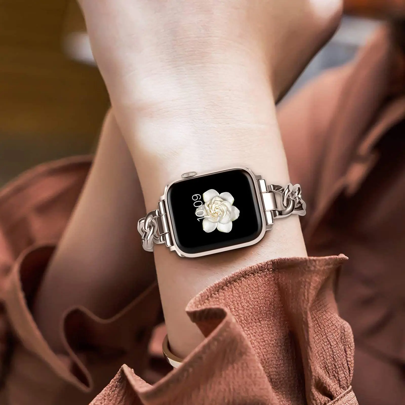 Ремешок из нержавеющей стали для Apple Watch Ultra Band, металлический спортивный браслет для iWatch 8 7 6 5 4 3 2 1SE, 45 мм 44 мм 42 мм 40 мм
Ремешок из нержавеющей стали для Apple Watch Ultra Band, металлический спортивный браслет для iWatch 8 7 6 5 4 3 2 1SE, 45 мм 44 мм 42 мм 40 мм