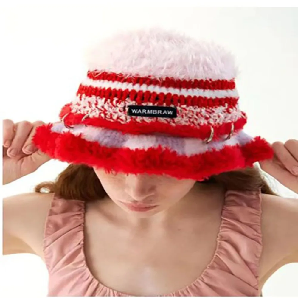 Шерстяная Вязаная Ретро Кепка в полоску, ручная работа, крючок, искусственная меховая теплая вязаная настоящая шапка, корейская шляпа, Женская Роскошная Панама
Шерстяная Вязаная Ретро Кепка в полоску, ручная работа, крючок, искусственная меховая теплая вязаная настоящая шапка, корейская шляпа, Женская Роскошная Панама