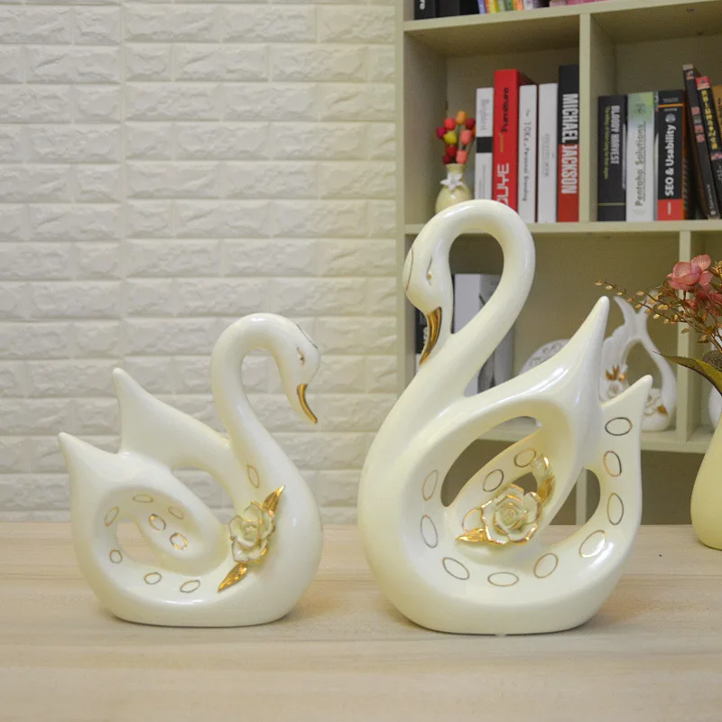 A Pair White Swan Lovers Home Decor Ceramic Crafts Porcelain Animal Figurines Wedding Decoration Lovers Gift W5004
A Pair White Swan Lovers Home Decor Ceramic Crafts Porcelain Animal Figurines Wedding Decoration Lovers Gift W5004