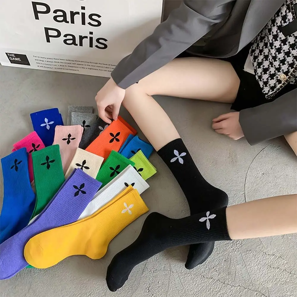 Breathable Sweet Casual Socks Embroidery Spring Cross Flower Socks Tube Socks Cotton Hosiery Women Socks
Breathable Sweet Casual Socks Embroidery Spring Cross Flower Socks Tube Socks Cotton Hosiery Women Socks
