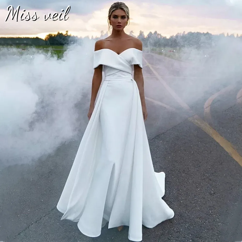 Miss Veil Off The Shoulder Wedding Dress With Detachable Train Beach Sheath Bridal Gown Backless Zipper Pleats Vestido De Novia
Miss Veil Off The Shoulder Wedding Dress With Detachable Train Beach Sheath Bridal Gown Backless Zipper Pleats Vestido De Novia