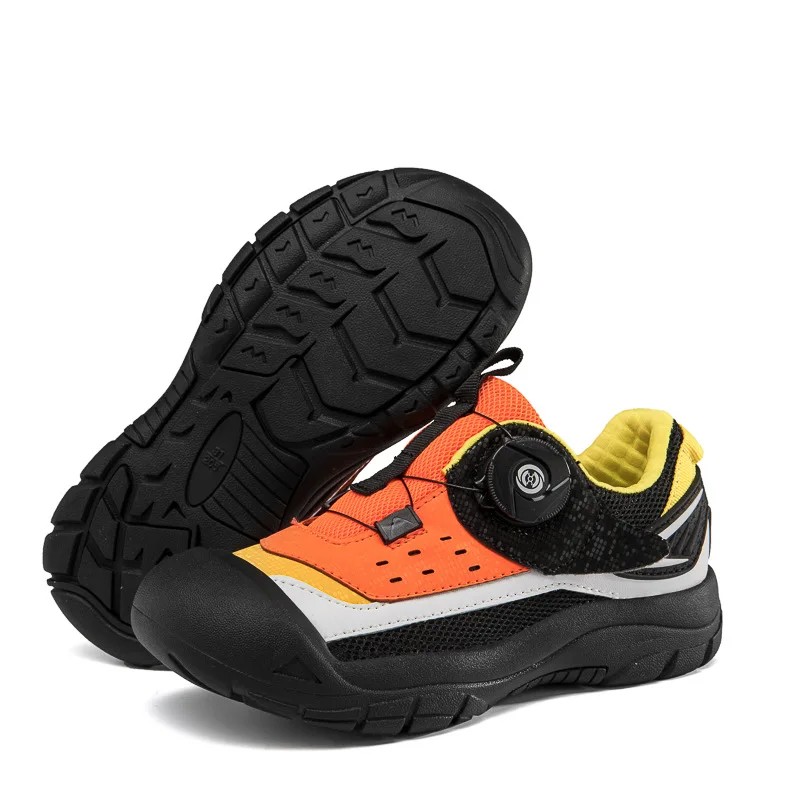 Fashion trend non-slip wear-resistant shock-absorbing outdoor sports sliding children's shoes resistant to penetration
Fashion trend non-slip wear-resistant shock-absorbing outdoor sports sliding children's shoes resistant to penetration