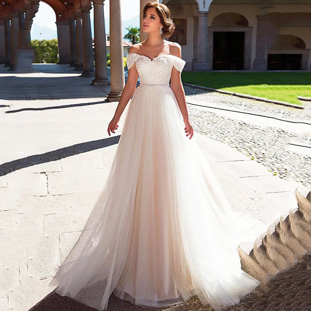 Женское свадебное платье со шлейфом, ТРАПЕЦИЕВИДНОЕ ПЛАТЬЕ с открытыми плечами, модель 2022
Женское свадебное платье со шлейфом, ТРАПЕЦИЕВИДНОЕ ПЛАТЬЕ с открытыми плечами, модель 2022