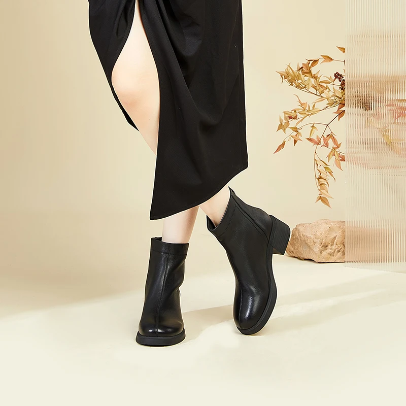 Kangnai Boots Women Med Heel Sheep Leather Round Toe Back Zipper Fashion Lady Ankle Boots Autumn Shoes
Kangnai Boots Women Med Heel Sheep Leather Round Toe Back Zipper Fashion Lady Ankle Boots Autumn Shoes