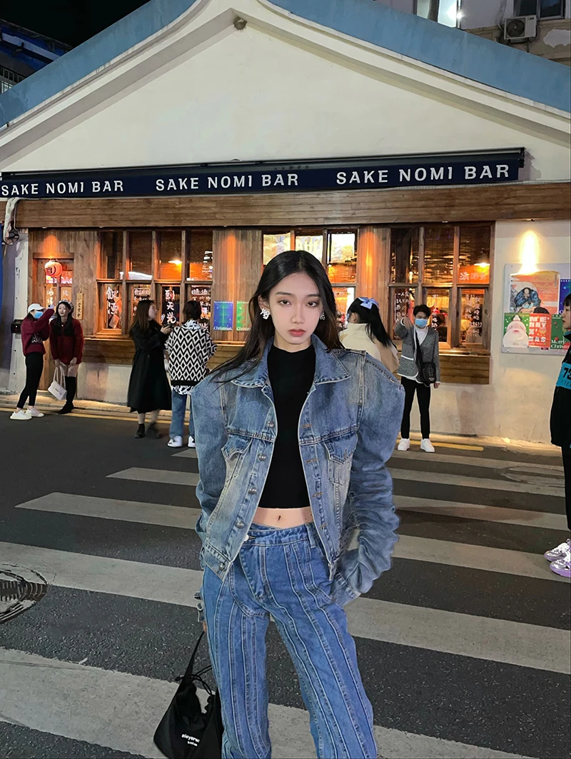 Women's fall/winter new style loose outer wear all-match pullover jacket casual hooded solid color button jacket Slim fit
Women's fall/winter new style loose outer wear all-match pullover jacket casual hooded solid color button jacket Slim fit