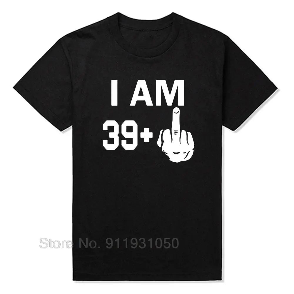 Men's T-Shirt I Am 39 Plus Middle Finger 40th Cool Funny Birthday Gifts Idea T Shirt for Man Husband Daddy Father's Day Present
Men's T-Shirt I Am 39 Plus Middle Finger 40th Cool Funny Birthday Gifts Idea T Shirt for Man Husband Daddy Father's Day Present