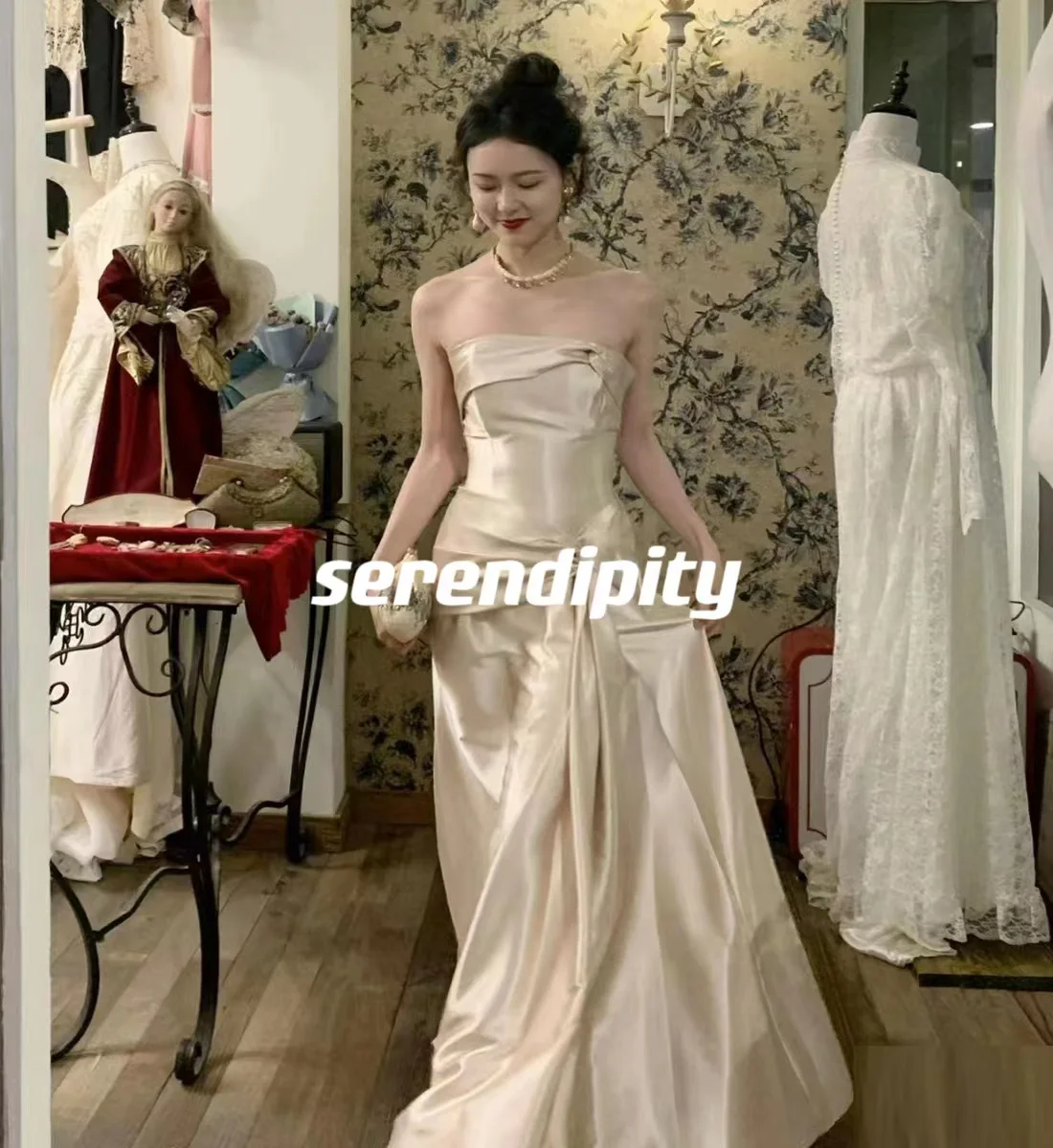 Serendipity Ball-GownFloor-length Ruffle Satin Zipper Up Strapless Sleeveless Prom Dresses Evening Dresses 20230310-9 Champagne
Serendipity Ball-GownFloor-length Ruffle Satin Zipper Up Strapless Sleeveless Prom Dresses Evening Dresses 20230310-9 Champagne