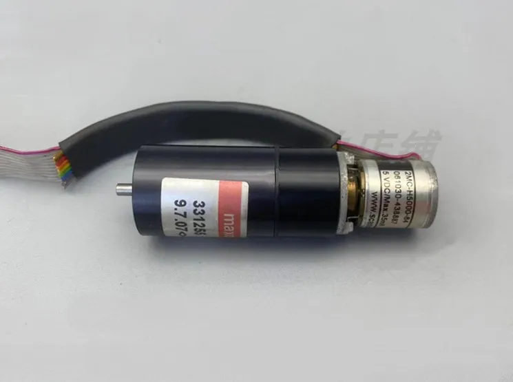 331225 RE22 DC reduction motor with incremental encoder reduction box stock 
331225 RE22 DC reduction motor with incremental encoder reduction box stock