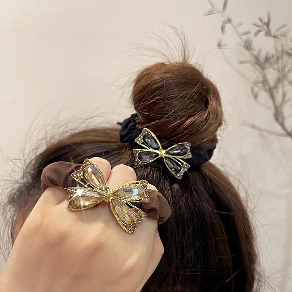 New Arrival Rhinestone Bow Elastic Hair Bands Ties Rubber Girls Fashion Shiny Crystal Hair Rope Ponytail Accessories For Women
New Arrival Rhinestone Bow Elastic Hair Bands Ties Rubber Girls Fashion Shiny Crystal Hair Rope Ponytail Accessories For Women