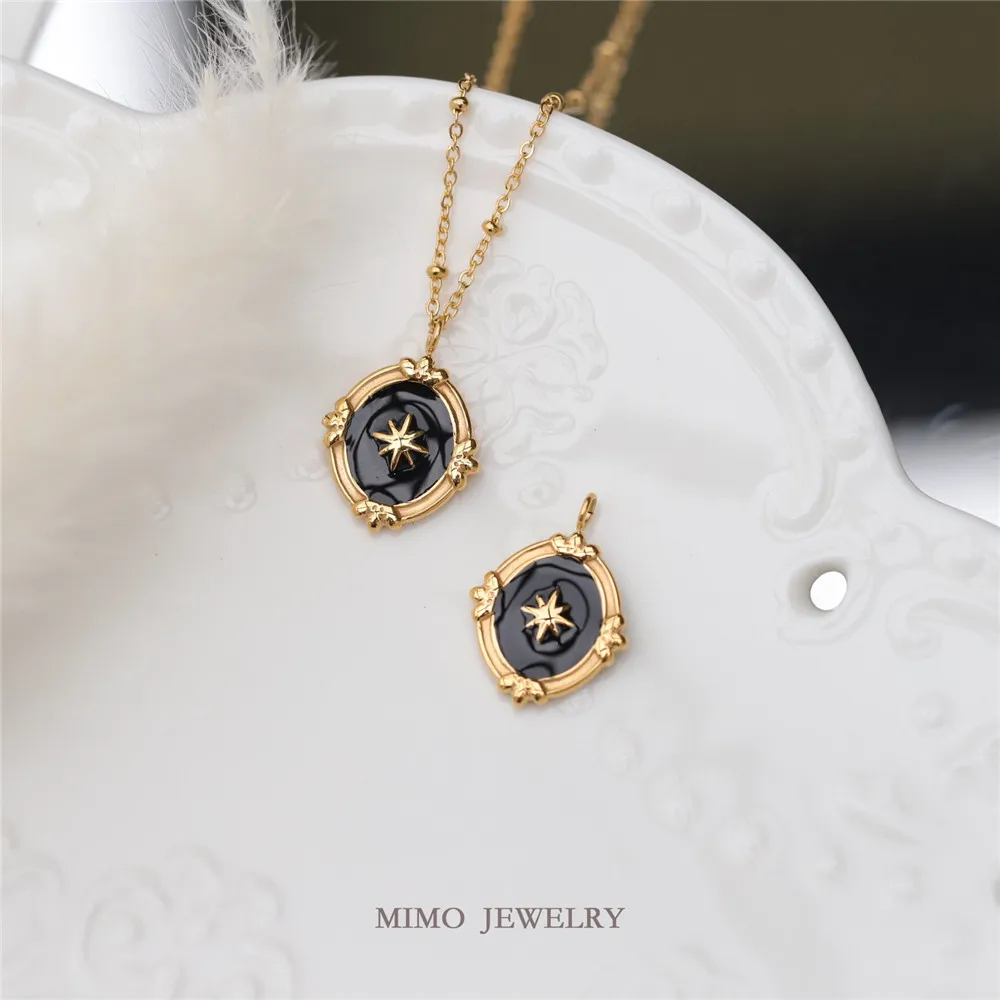 Gold plated titanium steel retro palace style oval black drop oil pendant necklace DIY accessory
Gold plated titanium steel retro palace style oval black drop oil pendant necklace DIY accessory