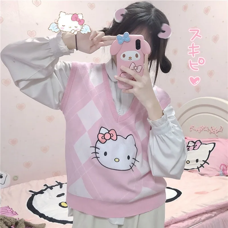 Sanrio Hello Kitty Cinnamoroll 2023 Spring New Knitted Vest Vest Women College Style Sweet Soft Sleeveless Sweater V-Neck Top
Sanrio Hello Kitty Cinnamoroll 2023 Spring New Knitted Vest Vest Women College Style Sweet Soft Sleeveless Sweater V-Neck Top