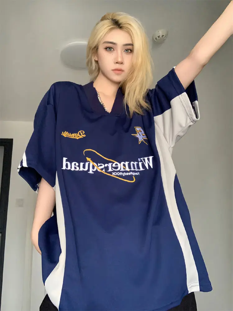 Embroidery Basketball Women T Shirts Sporty Short Sleeve Tees Hip Hop V-neck Female Tops Oversized Streetwear Clothes
Embroidery Basketball Women T Shirts Sporty Short Sleeve Tees Hip Hop V-neck Female Tops Oversized Streetwear Clothes