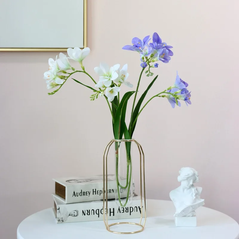 TV Cabinet Fake Flower Decoration Two Fork 3D Fragrant Snow Cymbidium Flower Wedding Home Arrangement East Asian Orchid
TV Cabinet Fake Flower Decoration Two Fork 3D Fragrant Snow Cymbidium Flower Wedding Home Arrangement East Asian Orchid