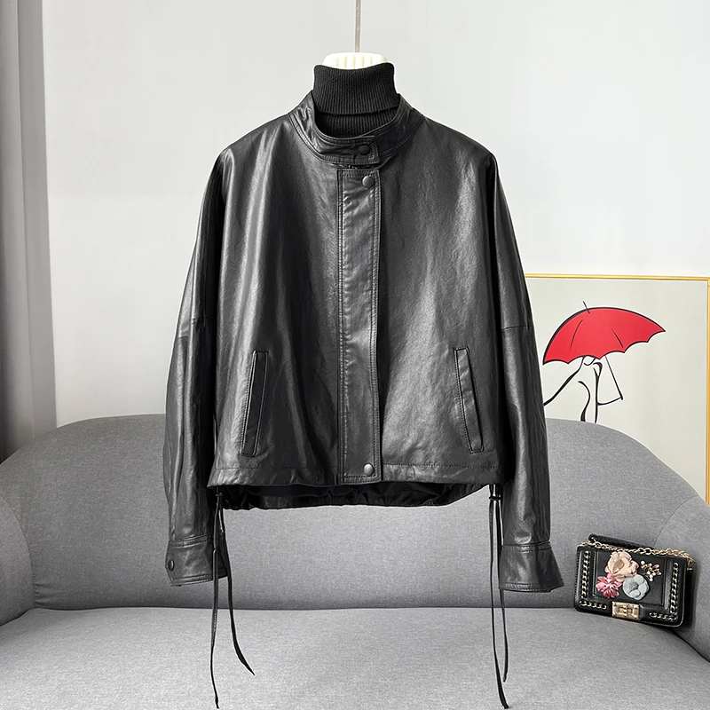2023 Autumn New Short Standing Collar Bat Sleeve Genuine Leather Coat Women's Black Loose Sheepskin Jacket Coat
2023 Autumn New Short Standing Collar Bat Sleeve Genuine Leather Coat Women's Black Loose Sheepskin Jacket Coat