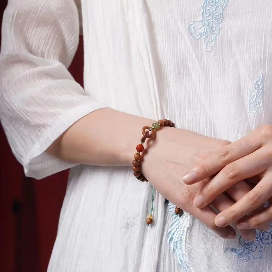 SNQP New Authentic Indian Old Mountain Sandalwood Ring Interlocking Buddha Bead Handstring DIY Popular Unisex
SNQP New Authentic Indian Old Mountain Sandalwood Ring Interlocking Buddha Bead Handstring DIY Popular Unisex