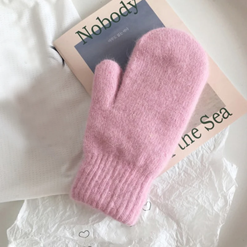 Multi-colored Imitation Rabbit Fur Gloves Korean Version Simplicity Full Fingers Mittens Winter Soft Warm Knitted Gloves
Multi-colored Imitation Rabbit Fur Gloves Korean Version Simplicity Full Fingers Mittens Winter Soft Warm Knitted Gloves