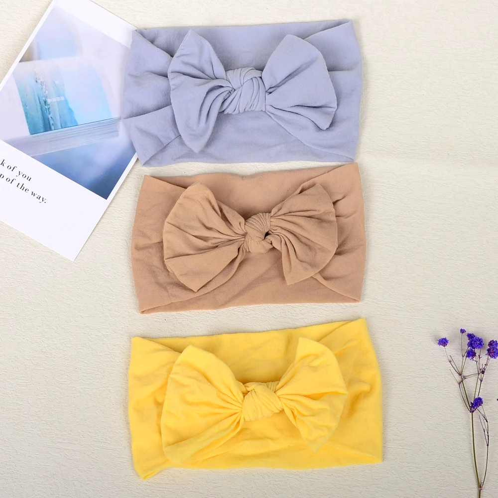 1Pcs Baby Headband Baby Girl Nylon Knotted Elastic Head Bands Soft Child Hairbands Baby Turban Headwrap Hair Accessories
1Pcs Baby Headband Baby Girl Nylon Knotted Elastic Head Bands Soft Child Hairbands Baby Turban Headwrap Hair Accessories