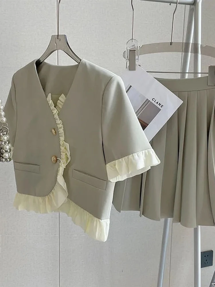 Summer Small Fragrance 2 Pieces Set Short Sleeve Shirts Puffles Jacquard Top Mini Women's Skirt High Waist A-line Pleated Skirt
Summer Small Fragrance 2 Pieces Set Short Sleeve Shirts Puffles Jacquard Top Mini Women's Skirt High Waist A-line Pleated Skirt