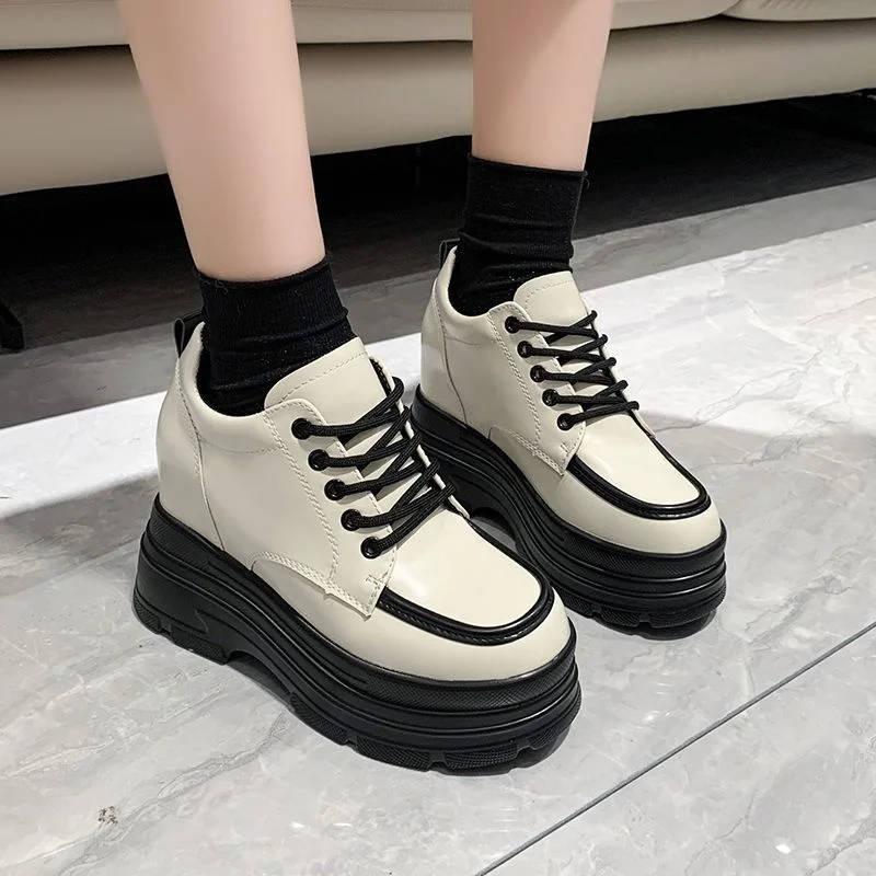 Модные кожаные туфли для женщин, весна 2023, новый дизайн, женские мокасины, классические туфли, Элегантные повседневные туфли на танкетке для девочек
Модные кожаные туфли для женщин, весна 2023, новый дизайн, женские мокасины, классические туфли, Элегантные повседневные туфли на танкетке для девочек