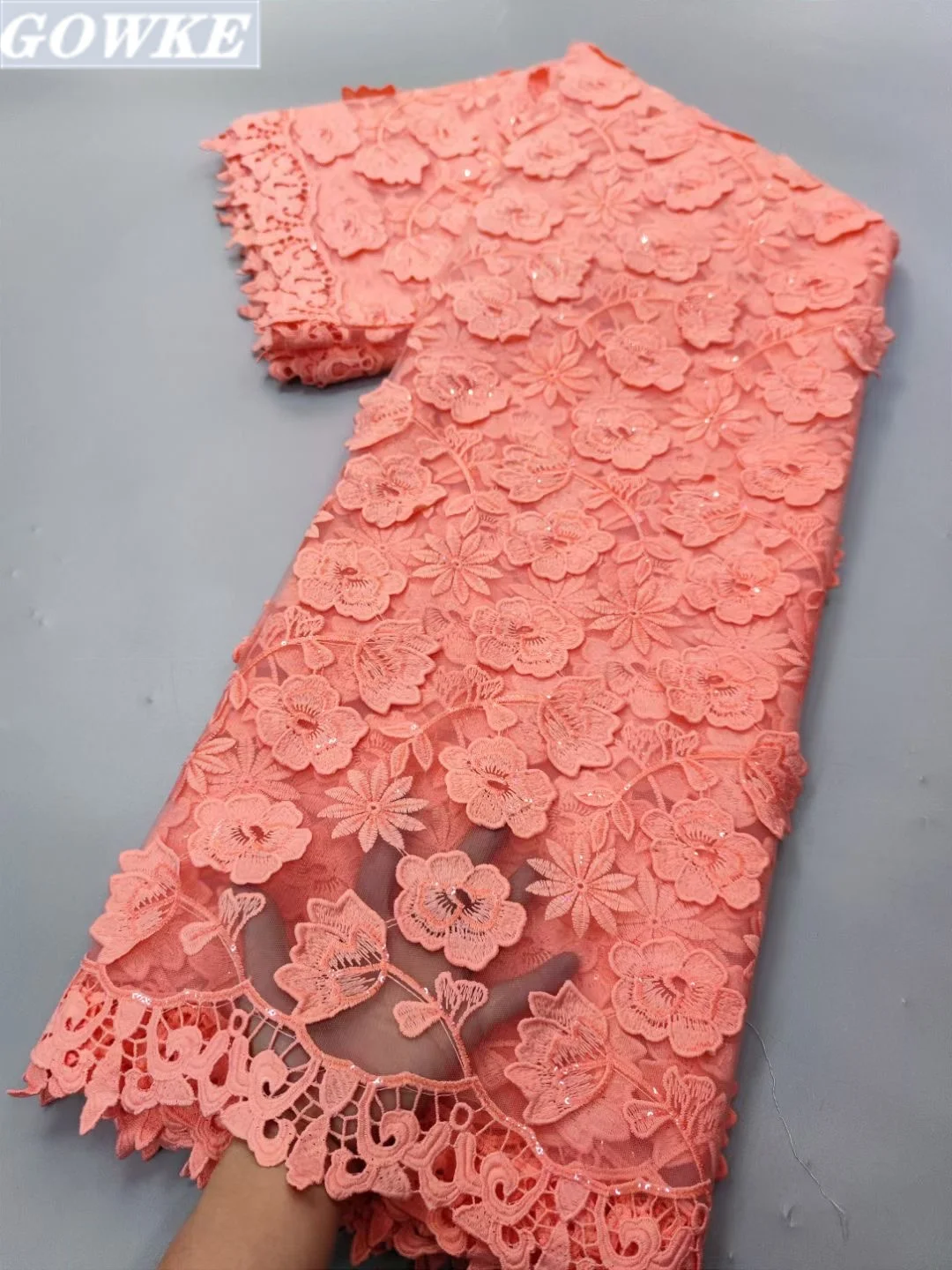 2022 New Arrival Nigerian 5 Yards Lace Sequins Fabric High Quality African Milk Silk Tulle Fabric For Women Wedding Cloth Dress
2022 New Arrival Nigerian 5 Yards Lace Sequins Fabric High Quality African Milk Silk Tulle Fabric For Women Wedding Cloth Dress