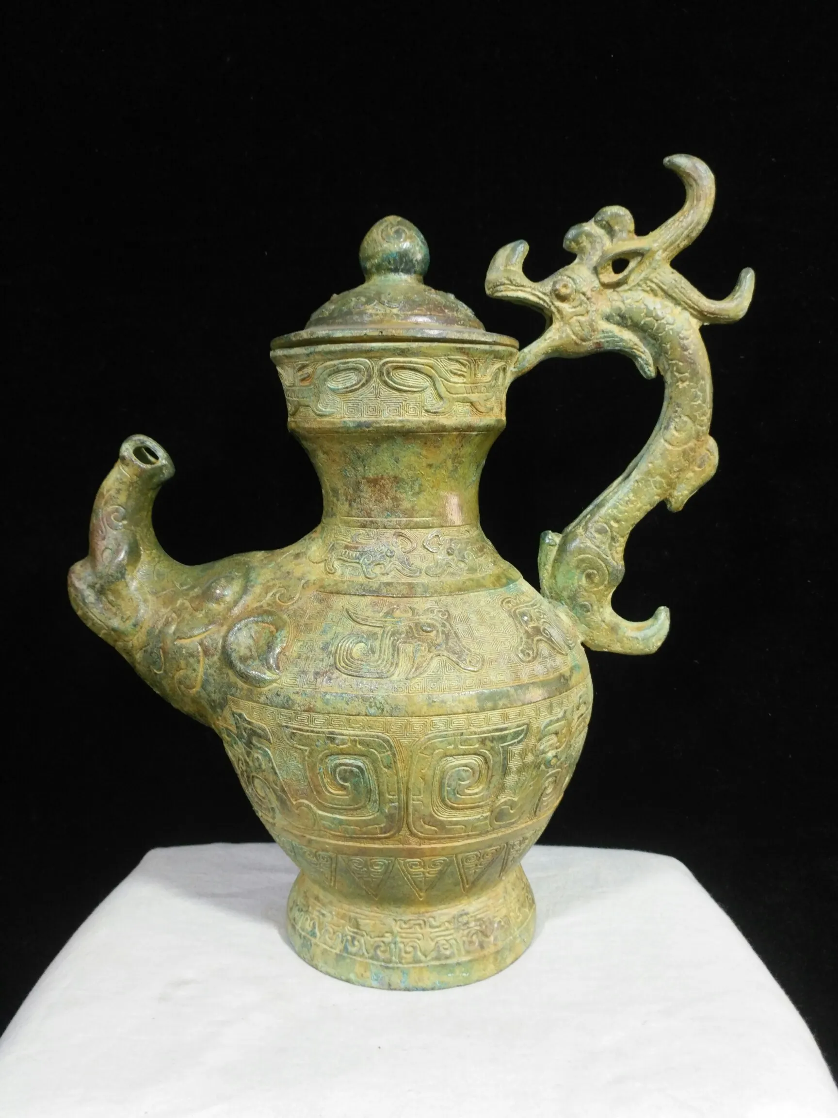 LAOJUNLU Collect Han Dynasty Bronze Aristocratic Utensils Dragon Handle Elephant Mouth Pot Chinese Traditional Style Antiques
LAOJUNLU Collect Han Dynasty Bronze Aristocratic Utensils Dragon Handle Elephant Mouth Pot Chinese Traditional Style Antiques