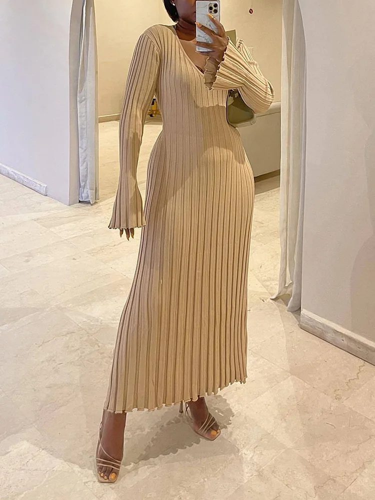 Knitted Dress Women Long V Neck Dresses Female Solid Elegant Full Sleeve A-Line Dress Autumn Winter Ladies Ribbed Maxi Robe
Knitted Dress Women Long V Neck Dresses Female Solid Elegant Full Sleeve A-Line Dress Autumn Winter Ladies Ribbed Maxi Robe