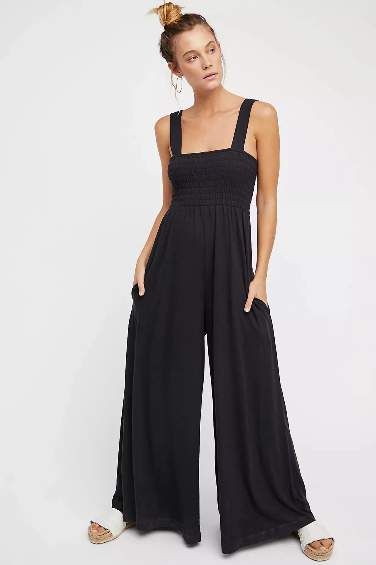 2022 Sleeveless Tube Top Sexy Vest Jumpsuit Loose Wide Leg Pants jump suits for women jumpsuits for women 2020 elegant
2022 Sleeveless Tube Top Sexy Vest Jumpsuit Loose Wide Leg Pants jump suits for women jumpsuits for women 2020 elegant